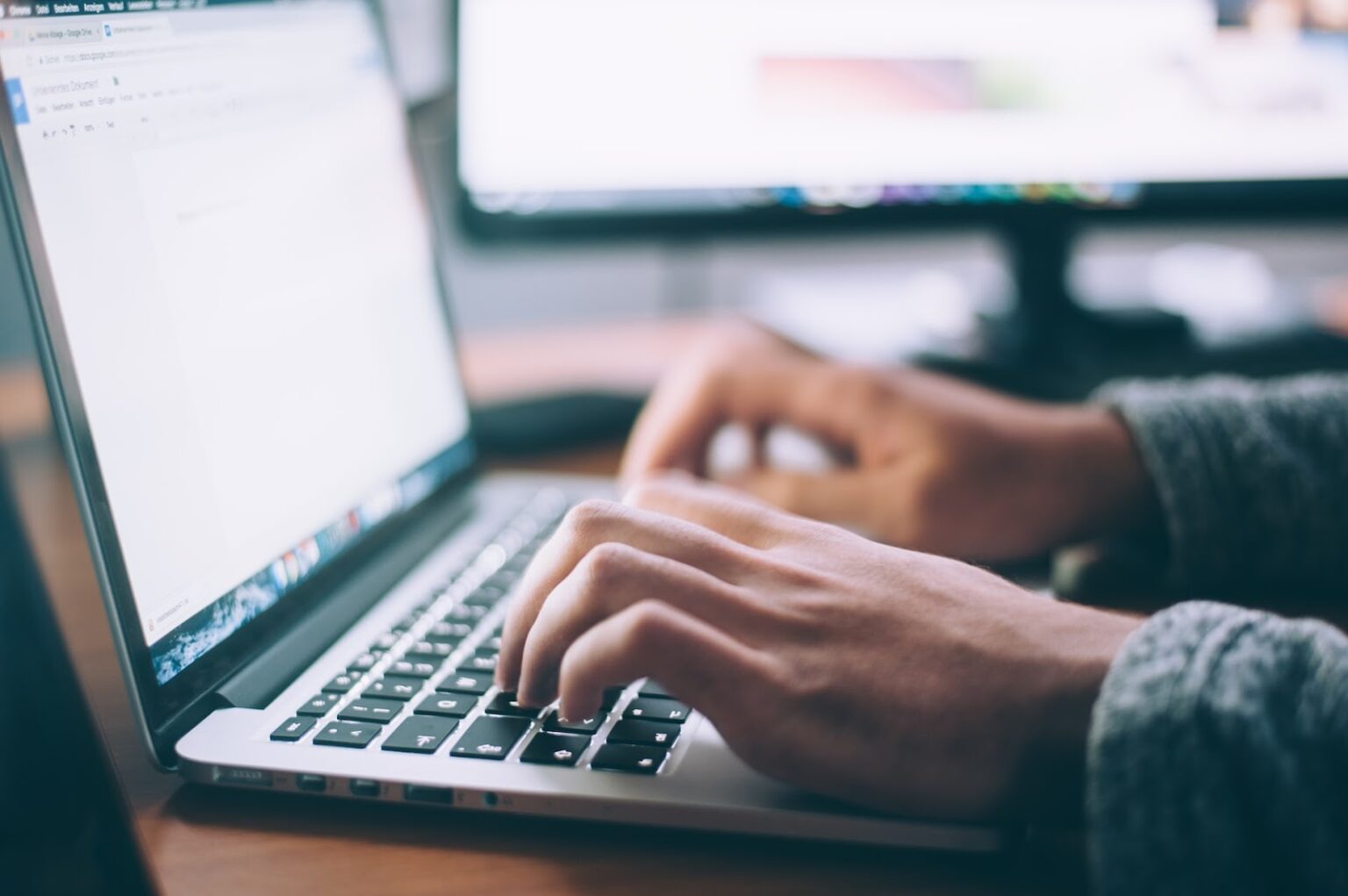 How to write a reminder email: 5 steps (with examples)